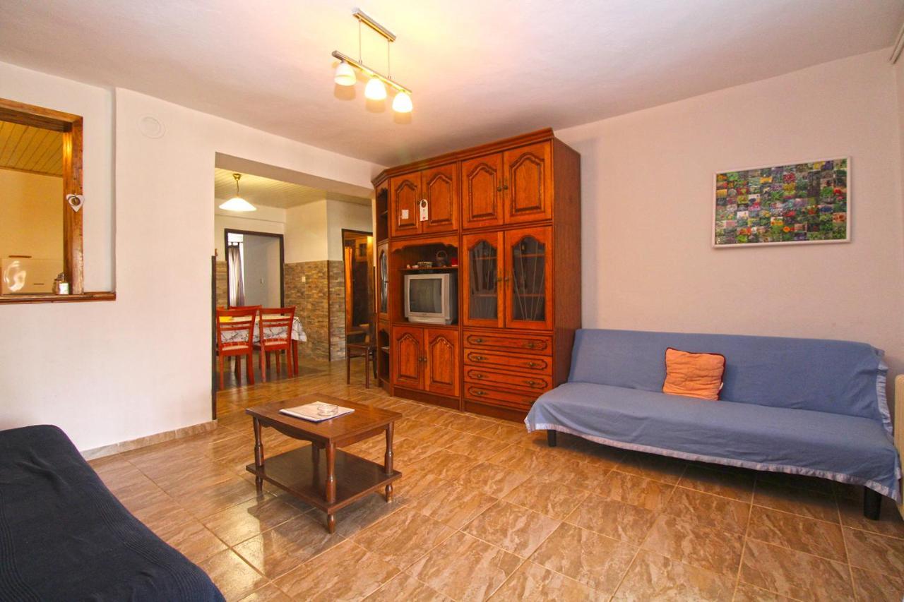 Apartments Matilda 1954 Fažana Exterior foto