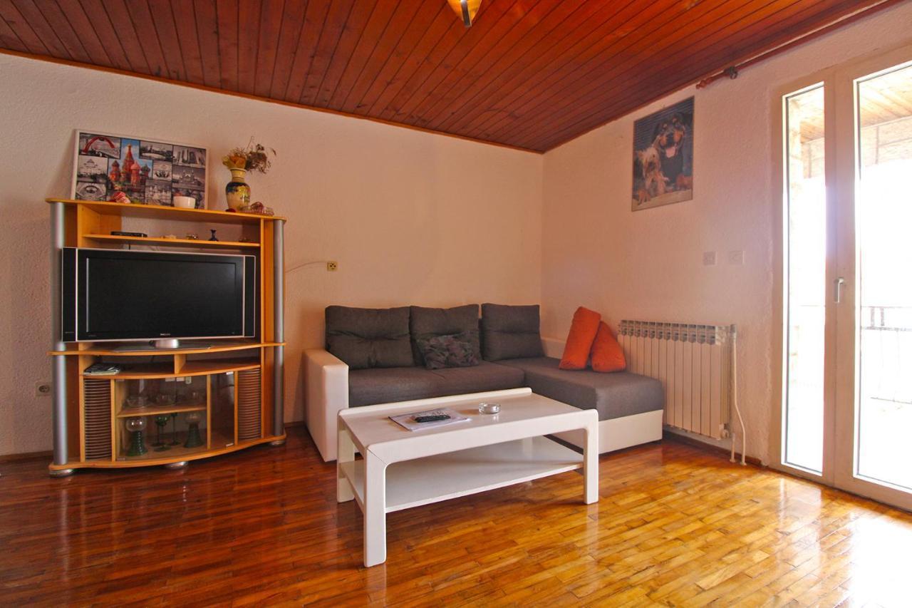 Apartments Matilda 1954 Fažana Exterior foto
